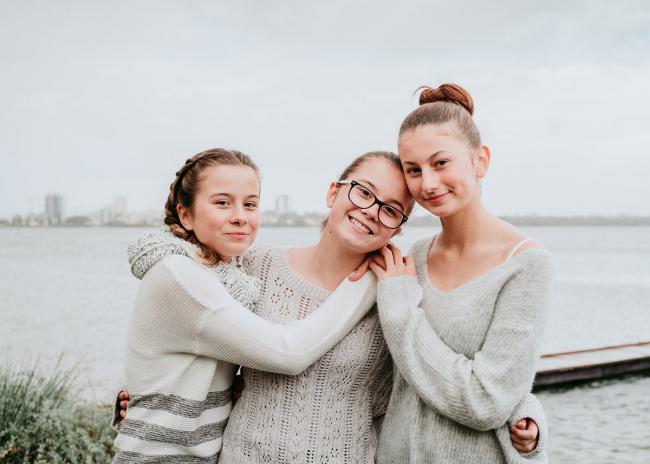 20180526-20180526-DSC_5733 Three sisters during family photography Perth session