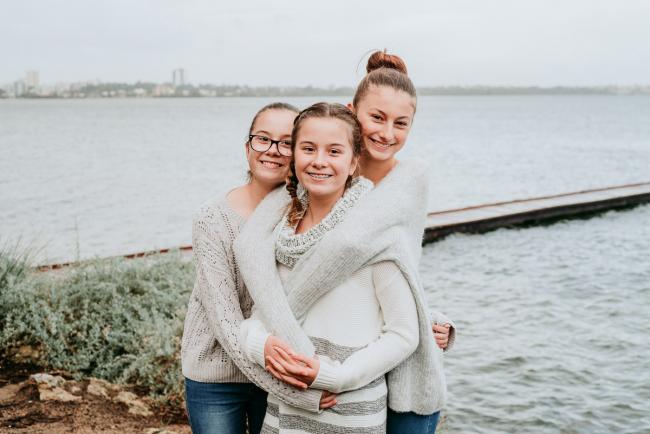 20180526-20180526-DSC_5769 Three sisters during family photography Perth session