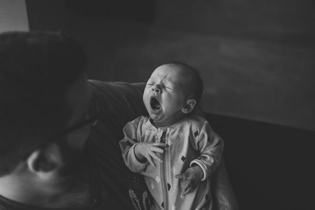 20180720-DSC_8604 black and white image of baby yawning during lifestyle newborn photography Perth session