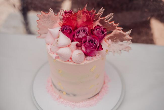 20180930-DSC_0108 Beautiful pink cake with flowers during events photography Perth session