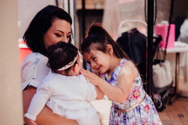 20180930-DSC_0182 Little girl talking to the baby during events photography Perth session