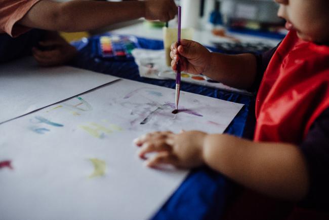 20190416-DSC_1754 Little boy painting with Perth family photographer