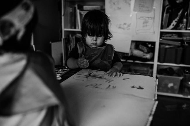 20190416-DSC_1758 Black and white image of little boy painting with Perth family photographer