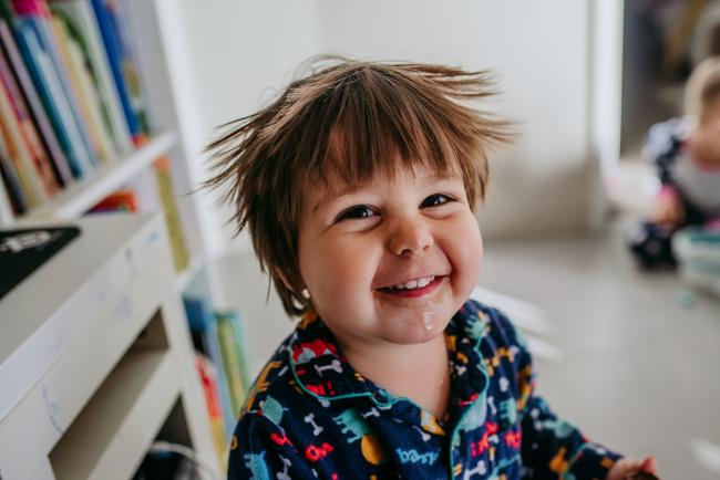 20190421-DSC_2148 Little boy smiling at the camera with family photographer Perth