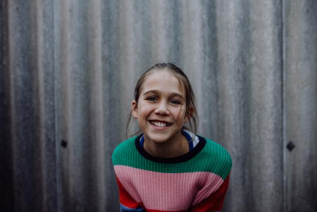 20190421-DSC_2202 Beautiful girl smiling at the camera with Perth family photographer