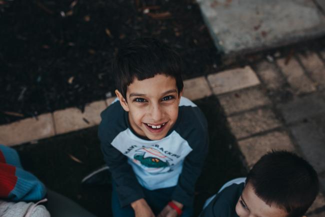 20190422-DSC_2673 Little boy smiling at the camera with family photographer Perth