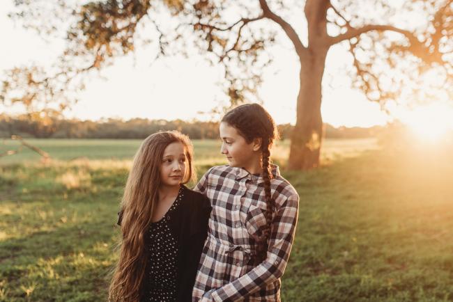 sisters with Perth family photographer Alana Prosper Photography at Perry's Paddock